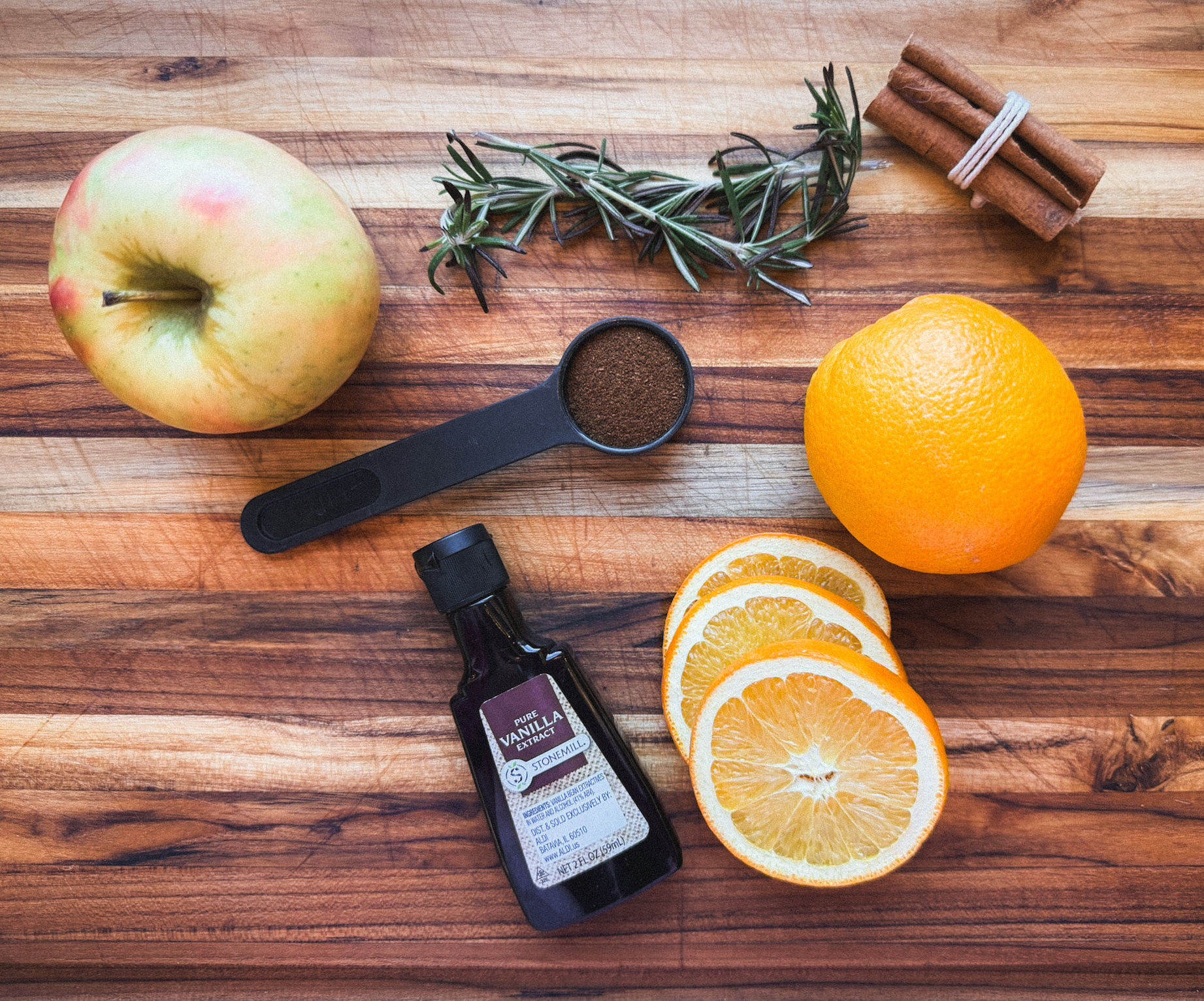 Cozy Simmer Pot Recipes for the Winter Season